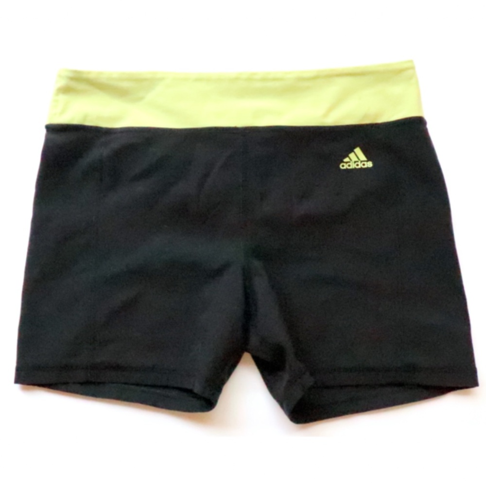 Mid-rise black Adidas shorts w/5" inseam size L